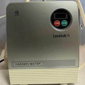 Enagic Kangen Leveluk R Water Ionizer Filter Machine model TYH-71